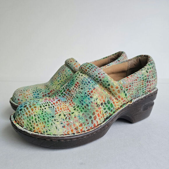 Rainbow Mosaic Clogs Born BOC Size 8 Leather Watercolor Multi Snake Print Floral - Picture 5 of 13